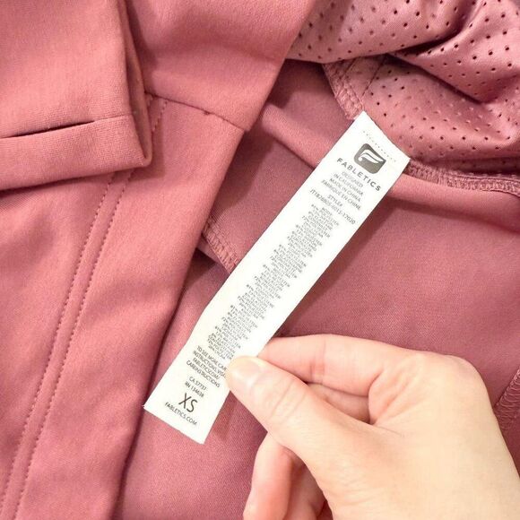 Women Fabletics Full Zip Up Hoodie Jacket in Mauve Pink Size Extra Small - Picture 8 of 8